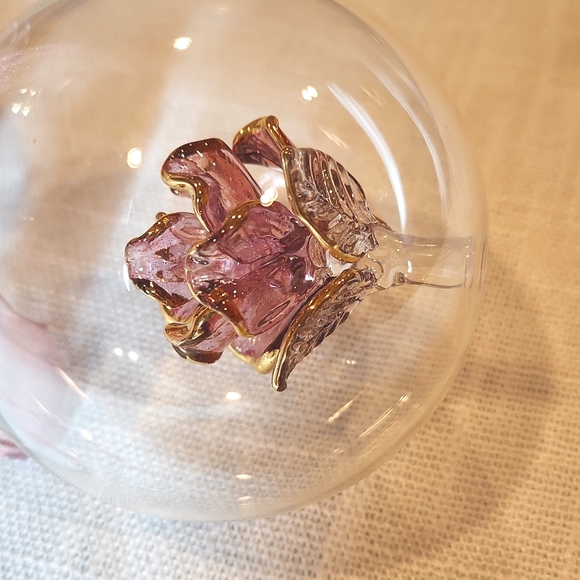 Hand Crafted glass ornaments - Picture 5 of 10